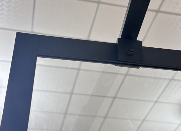 Душевая перегородка (глух.) ESTENA, прозрачн. стекло, черная EN-86С-ST-B